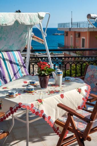 Villa Fernanda'S Traditional 2 Floor House Poros  Exterior foto