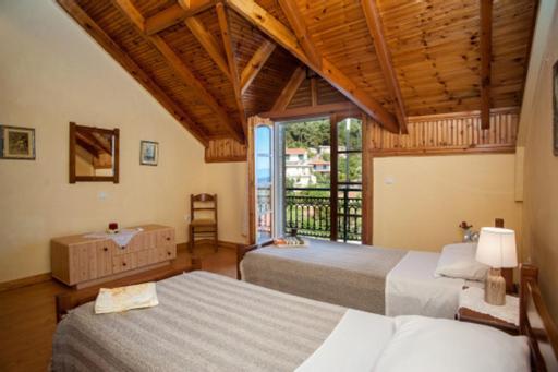 Villa Fernanda'S Traditional 2 Floor House Poros  Exterior foto