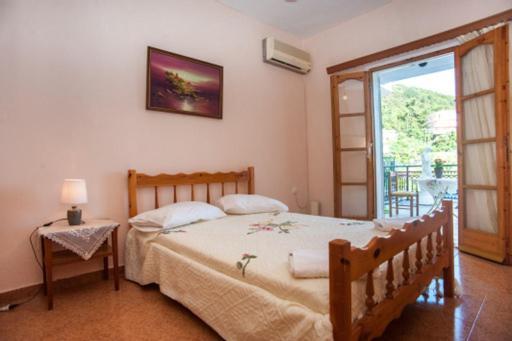 Villa Fernanda'S Traditional 2 Floor House Poros  Exterior foto