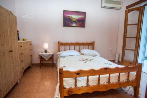 Villa Fernanda'S Traditional 2 Floor House Poros  Exterior foto