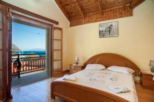 Villa Fernanda'S Traditional 2 Floor House Poros  Exterior foto